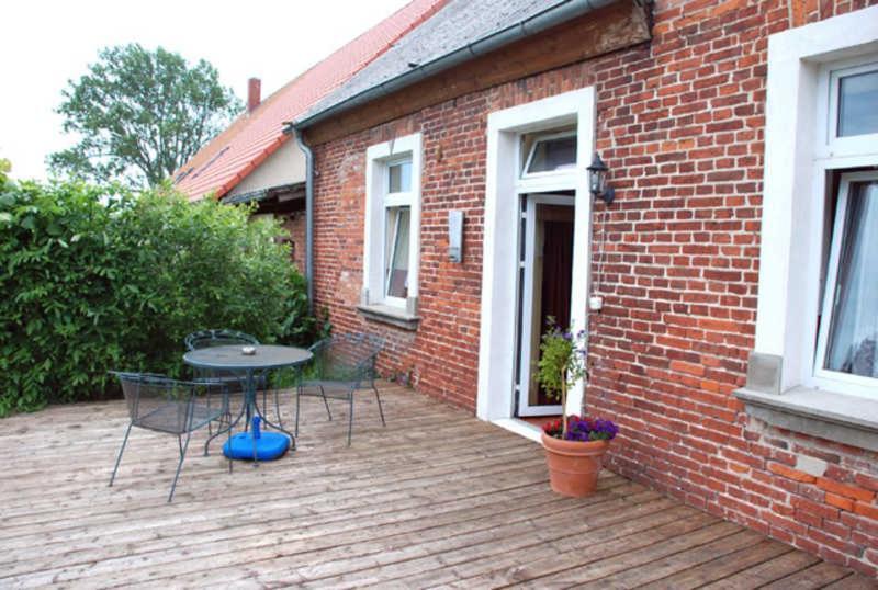 Ferienwohnungen im Gutshaus Gnies Exterior foto